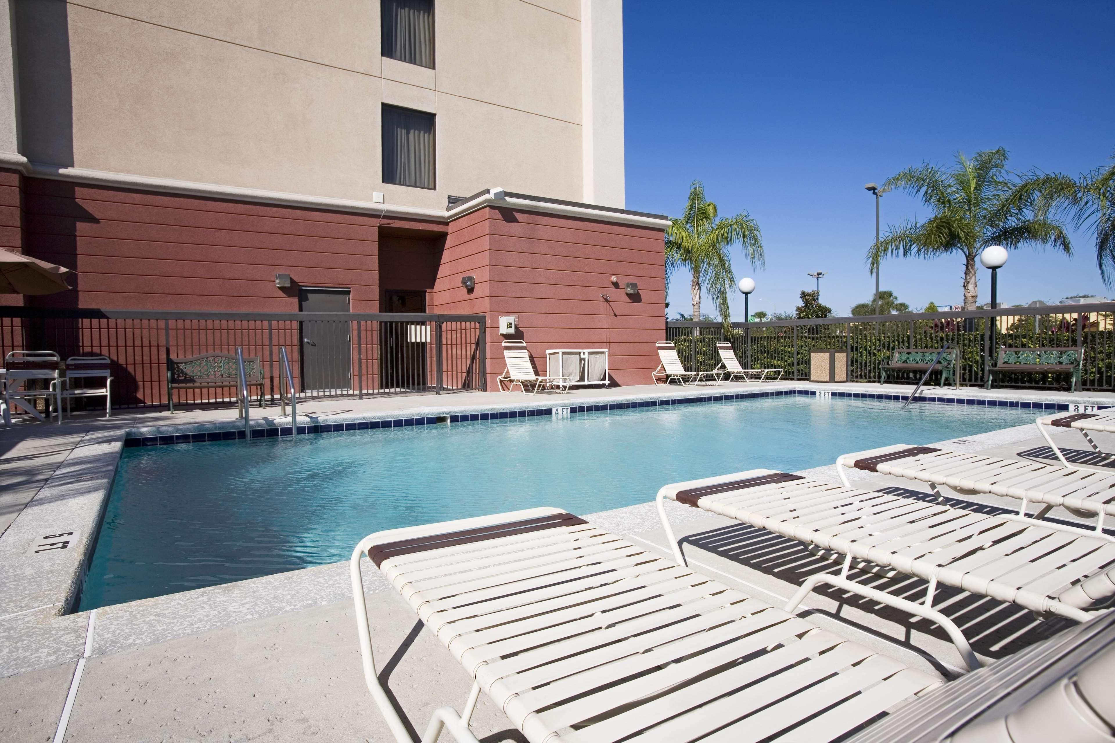Hampton Inn & Suites Orlando International Drive North מתקנים תמונה